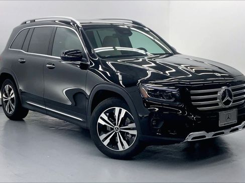 Used 2026 Mercedes-Benz GLB 250 image 4