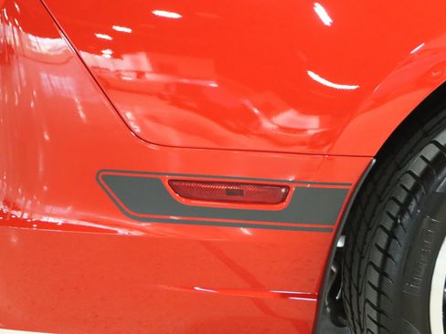 Used 2013 Ford Mustang Boss 302 w/ Boss 302 Accessory Pkg image 33