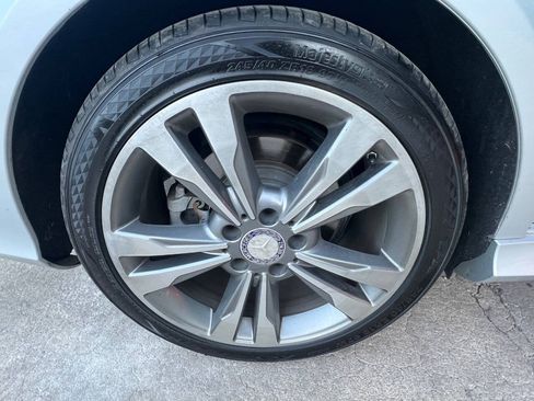 Used 2016 Mercedes-Benz E 350 4MATIC Sedan image 10