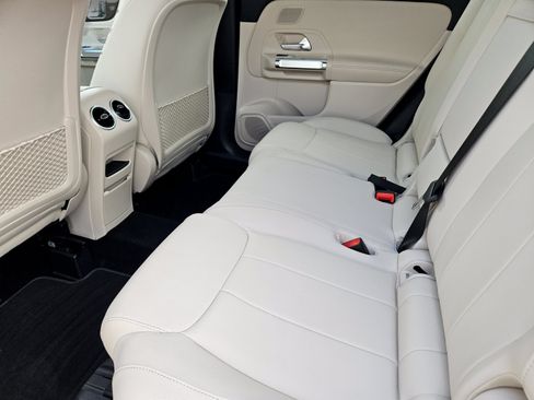 Certified 2026 Mercedes-Benz GLB 250 image 21
