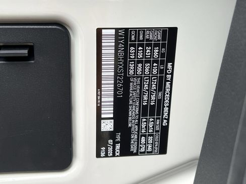 New 2025 Mercedes-Benz Sprinter 2500 image 35