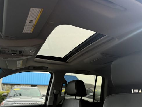 Used 2018 GMC Yukon XL SLT w/ Open Road Package image 24