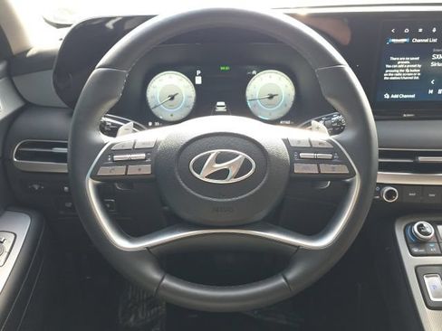 Used 2025 Hyundai Palisade SEL FWD image 13