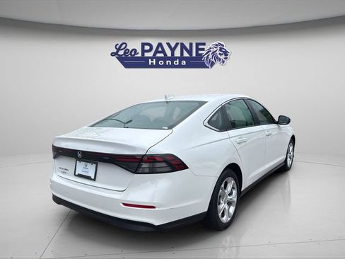 Certified 2025 Honda Accord LX image 8