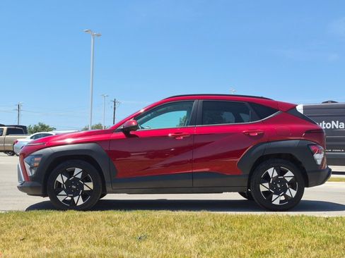 Used 2025 Hyundai Kona SEL FWD image 9