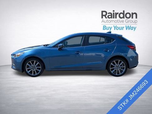 Used 2018 MAZDA MAZDA3 Touring FWD image 4
