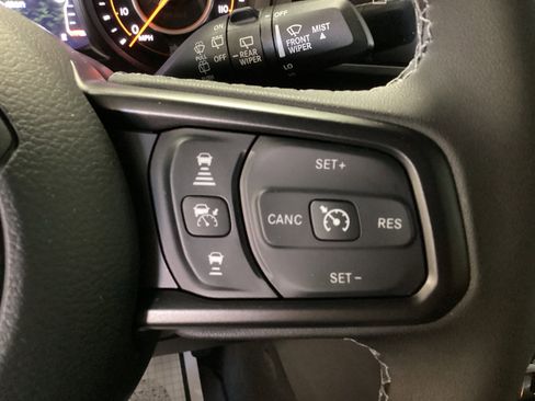 New 2026 Jeep Wrangler Unlimited Rubicon AWD/4WD image 18