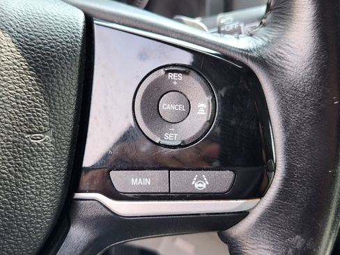Used 2020 Honda Pilot Touring image 26