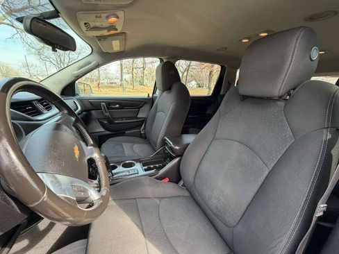 Used 2015 Chevrolet Traverse LT w/ Style and Technology Package AWD/4WD image 11
