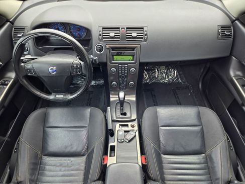 Used 2011 Volvo C30 FWD image 24