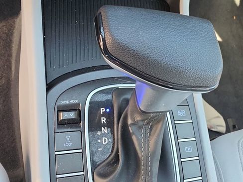 Used 2024 Hyundai Kona SE AWD/4WD image 27