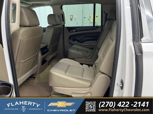 Used 2018 Chevrolet Suburban Premier AWD/4WD image 11