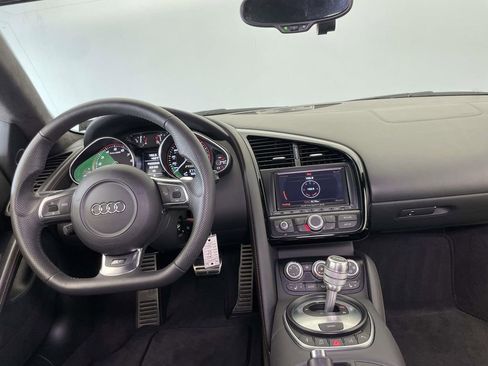 Used 2012 Audi R8 V10 AWD/4WD image 21