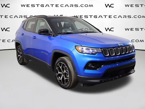 Used 2025 Jeep Compass Limited AWD/4WD image 42