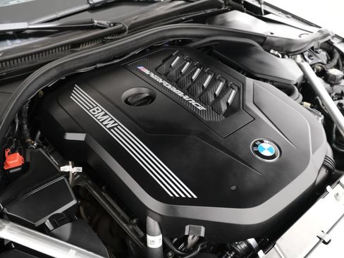 Used 2022 BMW M440i Convertible RWD image 44