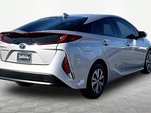 Used 2019 Toyota Prius Prime Premium FWD image 2