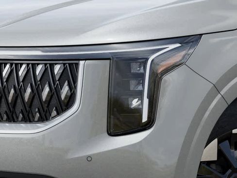 New 2026 Kia Carnival EX FWD image 10