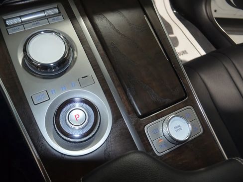 Used 2024 Genesis GV80 2.5T image 28