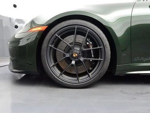 Certified 2026 Porsche 911 Carrera 4 GTS w/ Premium Package AWD/4WD image 6