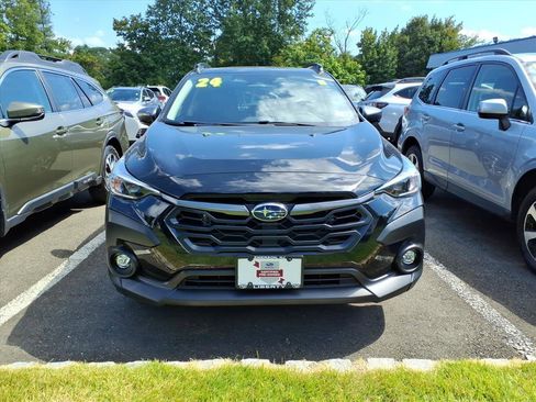 Used 2024 Subaru Crosstrek 2.0i Premium image 2