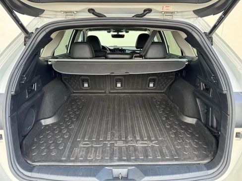 Used 2021 Subaru Outback Limited XT AWD/4WD image 14