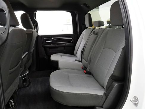 Used 2024 RAM 2500 Big Horn AWD/4WD image 20
