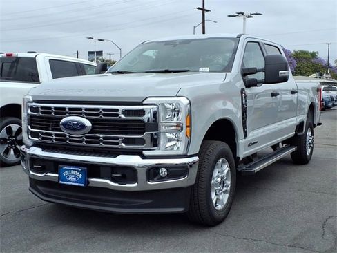 New 2025 Ford F350 XLT image 1