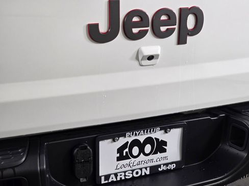 New 2026 Jeep Gladiator Rubicon image 13