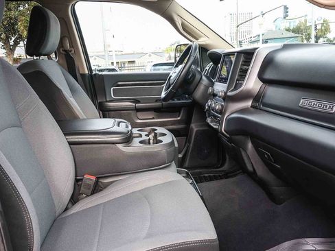 Used 2020 RAM 2500 Big Horn w/ Level 1 Equipment Group image 18