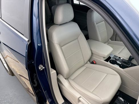 Used 2023 Volkswagen Atlas SE AWD/4WD image 16