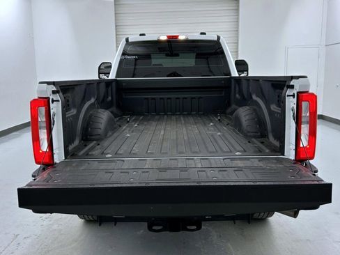 Used 2025 Ford F250 XL w/ XL Chrome Package image 17