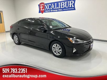 Used 2020 Hyundai Elantra SE w/ Cargo Package (C1)