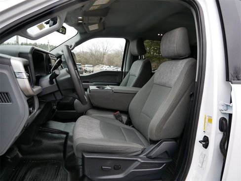 Used 2023 Ford F350 XLT w/ FX4 Off-Road Package image 16