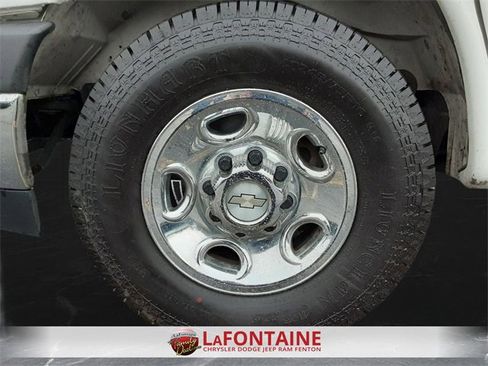 Used 2021 Chevrolet Express 2500 w/ Driver Convenience Package image 20