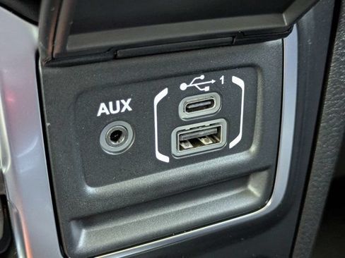 New 2026 Jeep Gladiator Sport AWD/4WD image 23