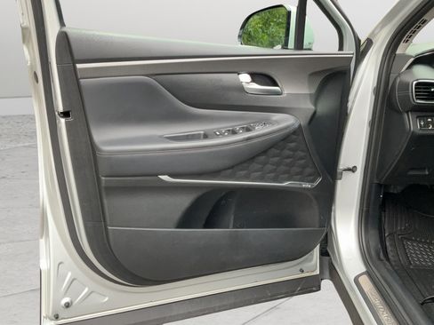 Used 2019 Hyundai Santa Fe Limited FWD image 11