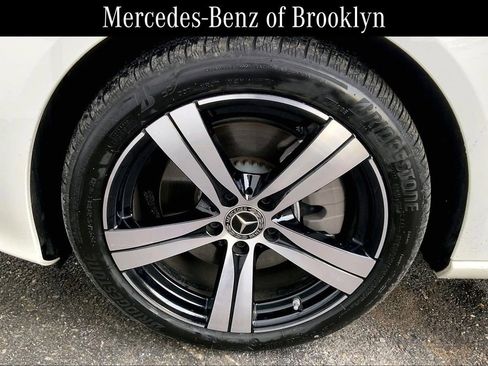 Certified 2025 Mercedes-Benz C 300 4MATIC Sedan image 10