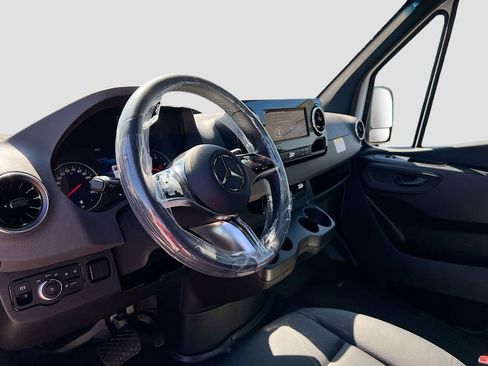 New 2026 Mercedes-Benz Sprinter 2500 image 10
