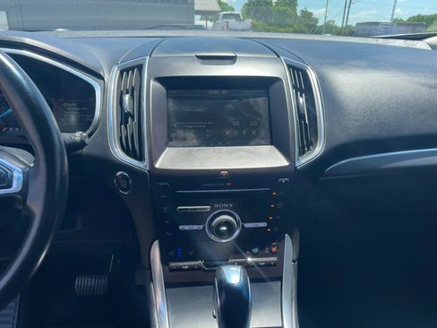 Used 2015 Ford Edge Titanium w/ Equipment Group 301A FWD image 16