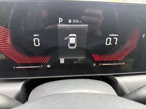 Used 2025 Kia K4 FWD image 2