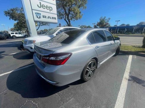 Used 2016 Honda Accord Sport image 3