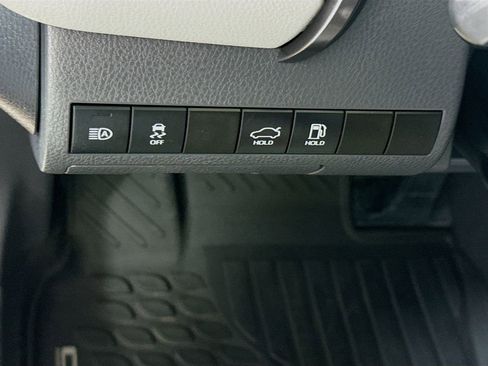 Certified 2020 Toyota Camry XSE FWD image 11