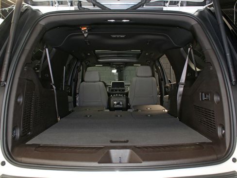 Used 2022 GMC Yukon XL SLT w/ SLT Premium Package AWD/4WD image 72