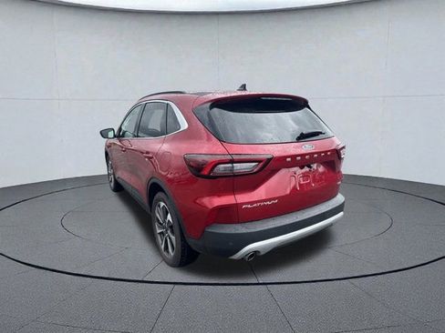 Used 2023 Ford Escape Platinum w/ Premium Technology Package image 7