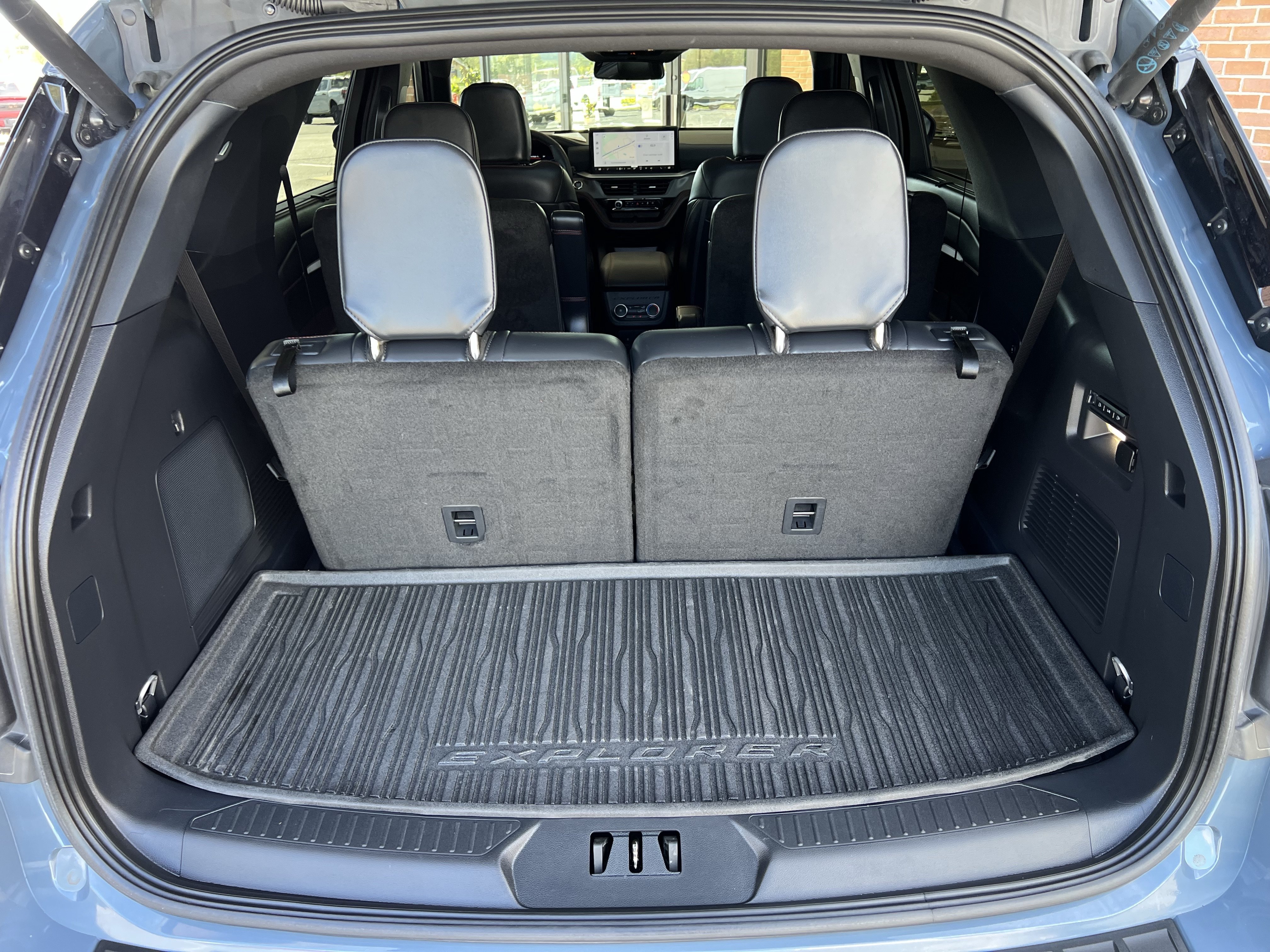 Used 2025 Ford Explorer ST AWD/4WD image 60