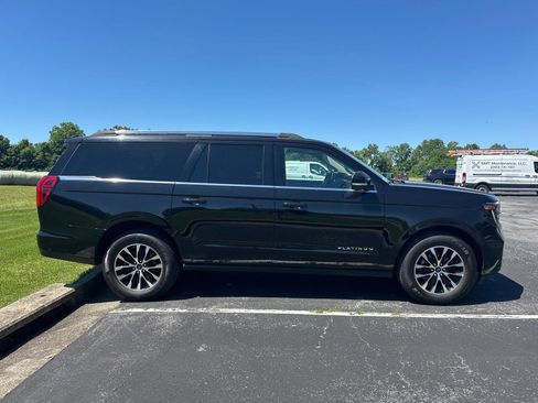 Certified 2025 Ford Expedition Max Platinum AWD/4WD image 10