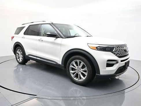 Used 2021 Ford Explorer Limited w/ Equipment Group 301A image 3