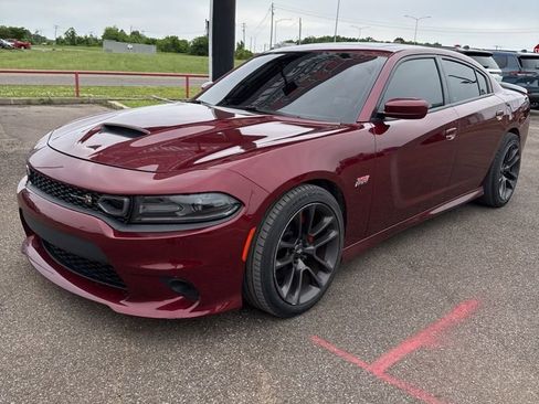Used 2021 Dodge Charger Scat Pack RWD image 2