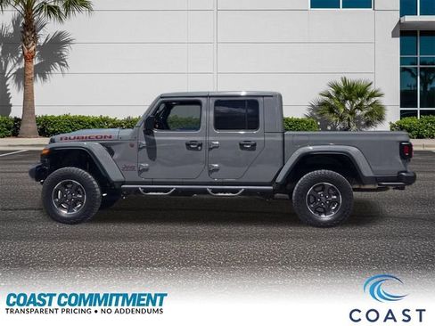 Used 2023 Jeep Gladiator Rubicon w/ Trailer Tow Package AWD/4WD image 2