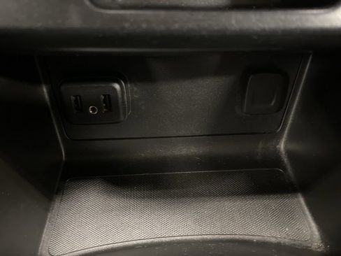 Used 2019 Chevrolet Colorado Z71 image 39